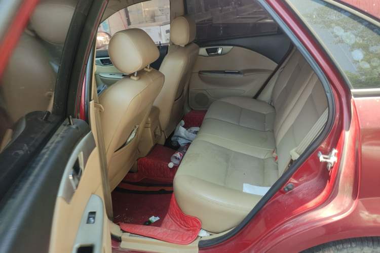 Used Buick Excelle 2013 1.5L Automatic Classic Model
