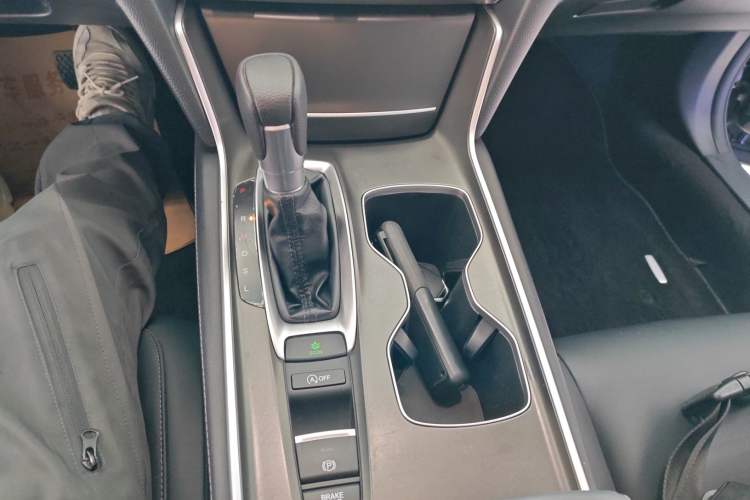 Used Honda Accord 2018 260TURBO Elite Edition China VI Gear Lever