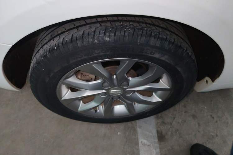 Used Geely Auto Emgrand GL 2017 1.3T DCT Elite Model
