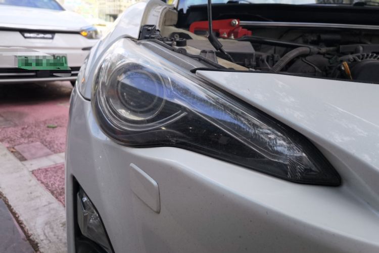Used Toyota 86 2013 2.0L Manual Luxury Version
