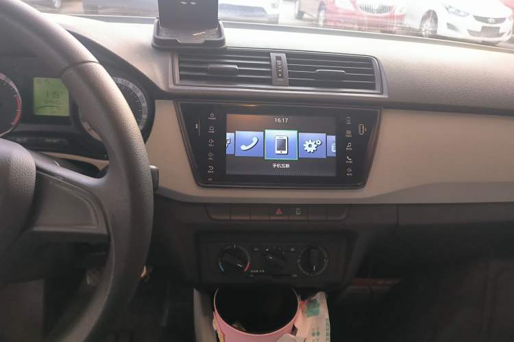 Used Skoda Fabia 2017 1.4L Manual Enjoy Edition
