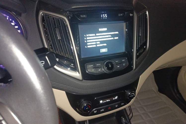 Used Changan Eado 2015 1.6L Manual Luxury Model China IV Standard
