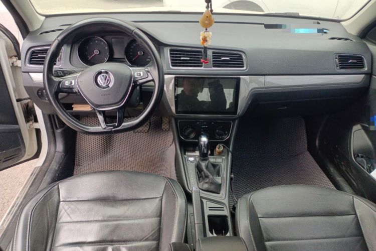 Used Volkswagen Lavida 2017 1.6L Automatic Comfort Edition
