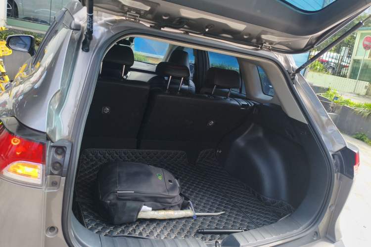 Used Toyota FRONTLANDER 2023 2.0L CVT Leading Edition Trunk