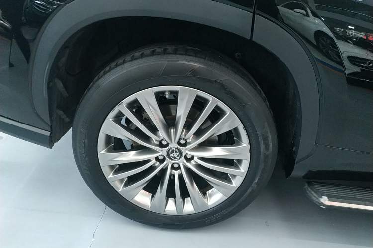 Used Toyota Highlander 2022 Dual-Engine 2.5L Four-Wheel Drive Prestige Version 7 Seats Exterior 8