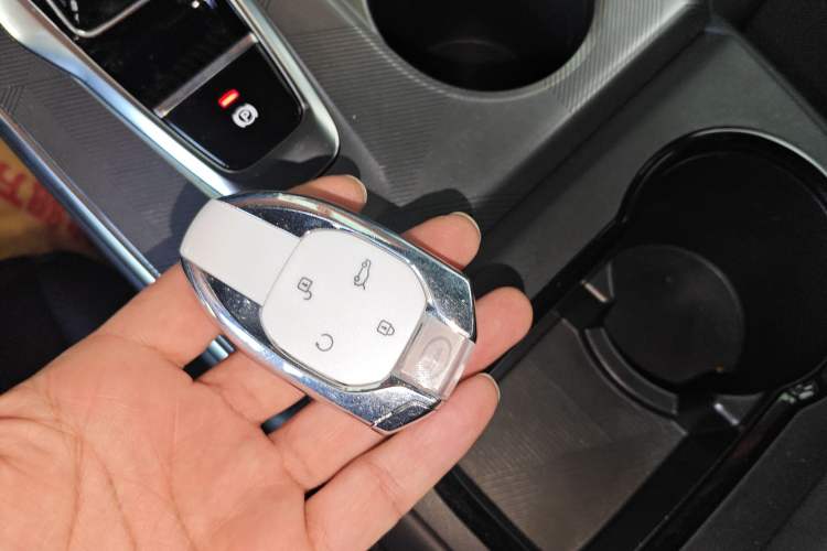 Used GAC Trumpchi EMKOO 2022 2.0 ATK TwinStar Pro Edition Interior 1