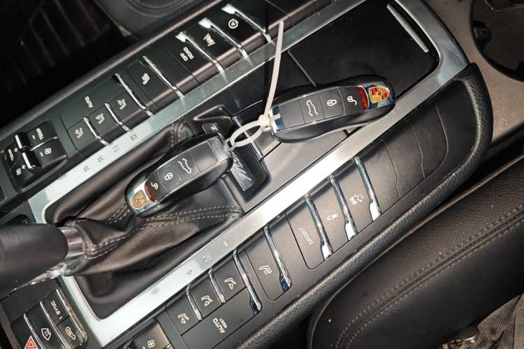 Used Porsche Macan 2017 Macan 2.0T Interior 1