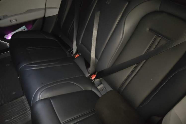 Used Zeekr 007 2024 Rear-Drive Intelligent Driving Version 75 kWh Left Rear Seat