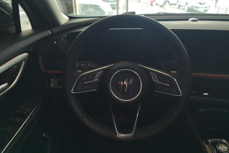 Used Buick Envision 2026 Model Equinox Plus Four-Wheel-Drive Avenir Aivia
