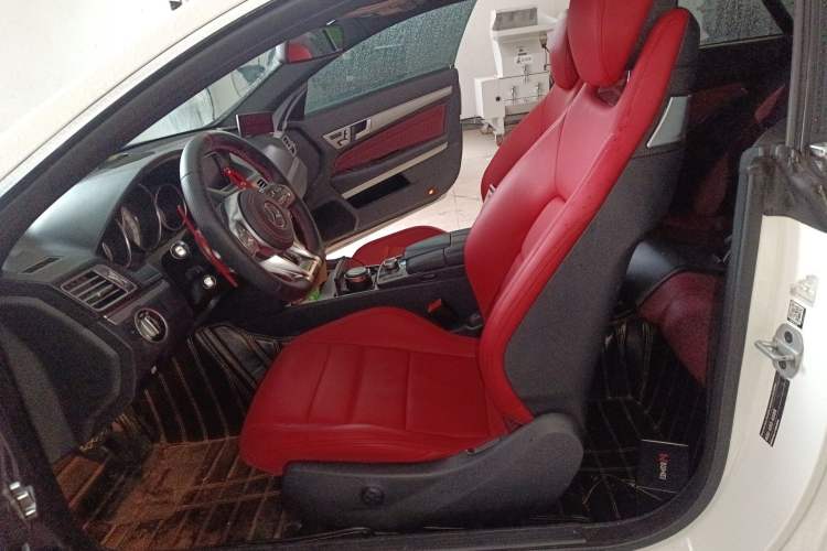 Used Mercedes-Benz E-Class 2014 E 200 Coupe Left Front Seat