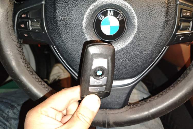 Used BMW 5 Series 2017 520Li Elegant Edition
