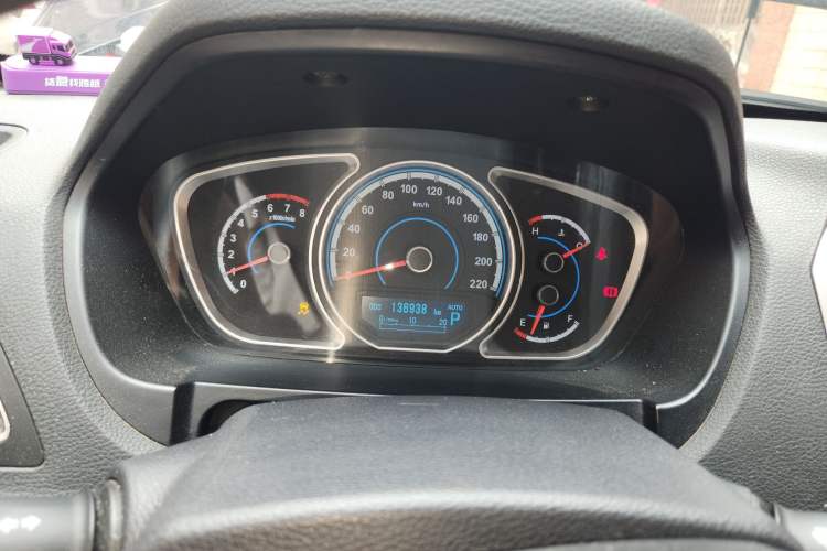 Used Haima S7 2013 2.0L Automatic ZhiShang Version
