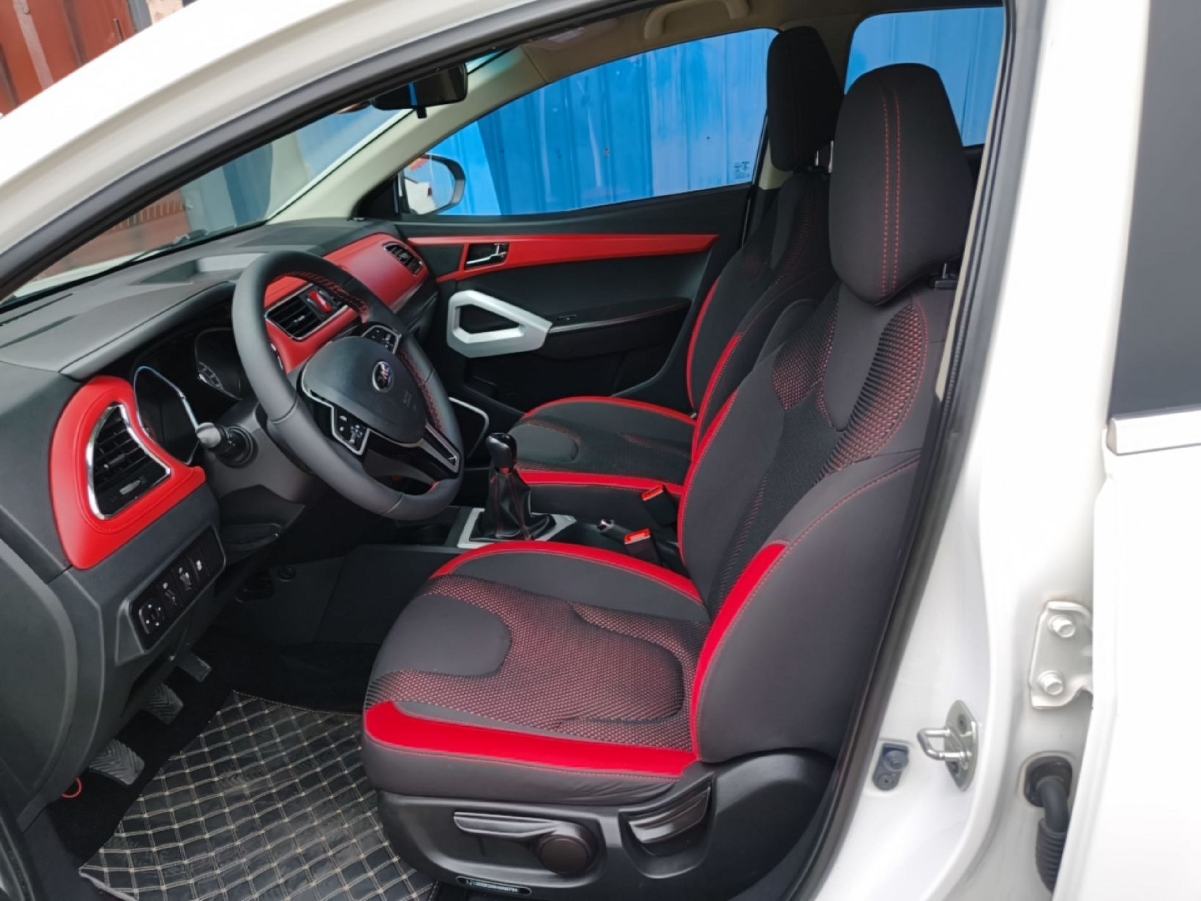 Interior delantero
