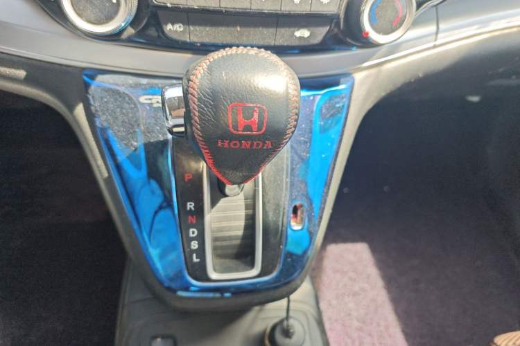 Used Honda CR-V 2016 2.0L Two-Wheel Drive Classic Edition Gear Lever
