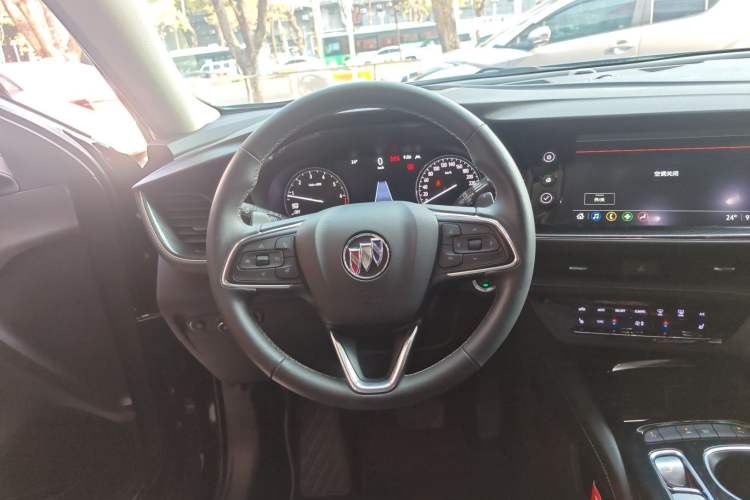 Used Buick Envision 2022 Facelift Encore Plus 552T Five-Seat Luxury Model Steering Wheel