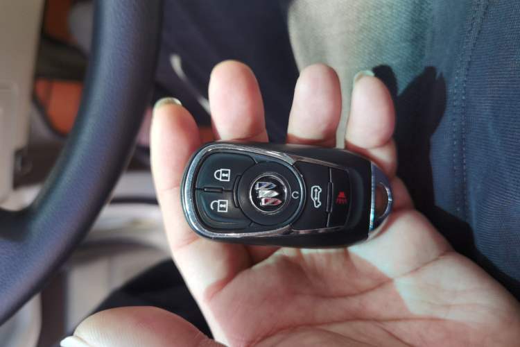 Used Buick GL8 2023 Land Executive Class Smart Enjoyment Model