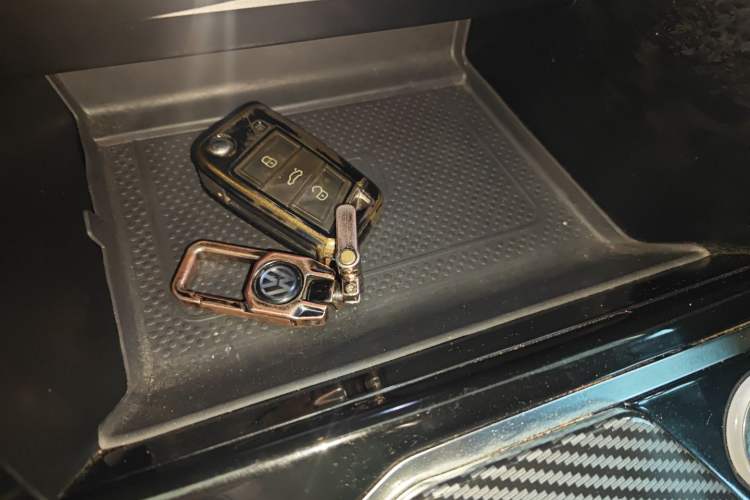 Used Volkswagen Tayron X 2023 330TSI Two-Wheel-Drive Prestige High-Energy Version Vehicle Key