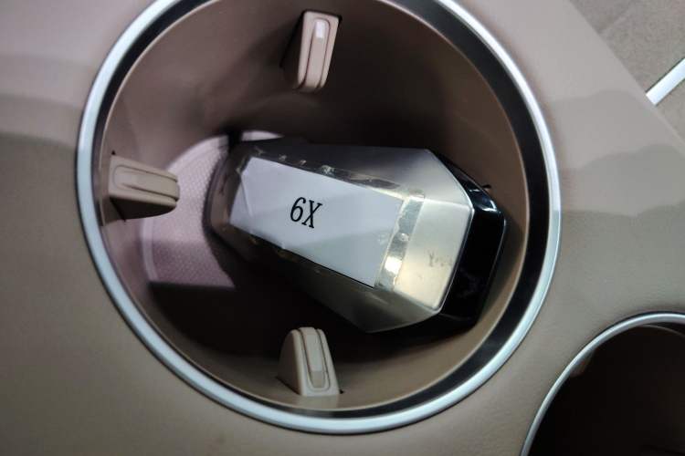 Used XPeng X9 2025 740 Ultra-Long Range Max
