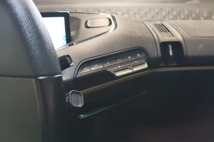 Used Baojun KiWi EV 2021 Artist Model Lithium Iron Phosphate
