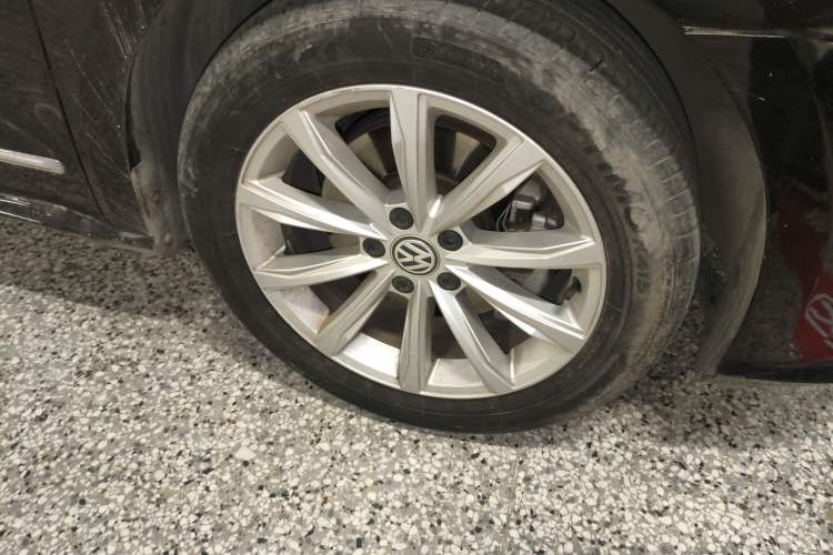 Used Volkswagen Passat 2017 330TSI DSG Luxury Edition
