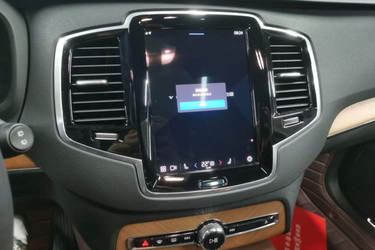 Used Volvo XC90 2023 B6 Zhiyi Luxury Edition 7-Seater
