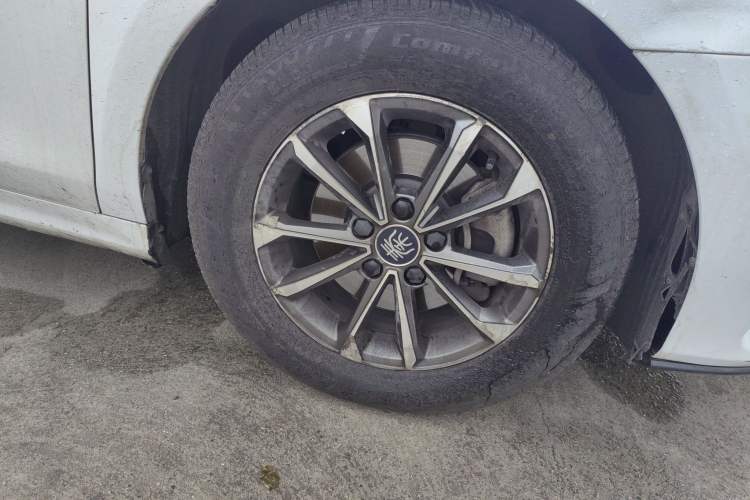 Used BYD Qin Pro New Energy 2019 DM Super Edition 1.5TI Automatic Smart Connect X-Trail Model China VI Standard
