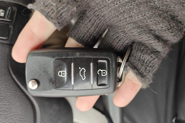 Used Honda CR-V 2010 2.4L automatic four-wheel drive luxury version