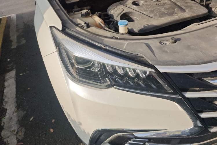 Used CHANGAN CS85 COUPE 2019 1.5T DCT Luxury Version China VI Standard Right Front Headlight