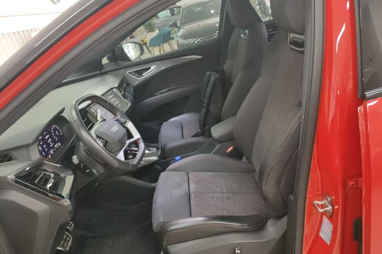 Used Audi Q5 e-tron 2022 50 e-tron quattro Glory Edition Elegant Suit
