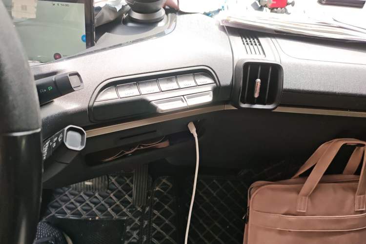 Used Baojun KiWi EV 2022 Artist Lite Edition Lithium Iron Phosphate
