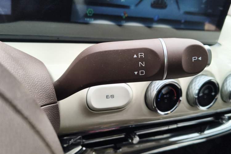 Used Wuling Bingo 2025 333 km Enjoyment Version
