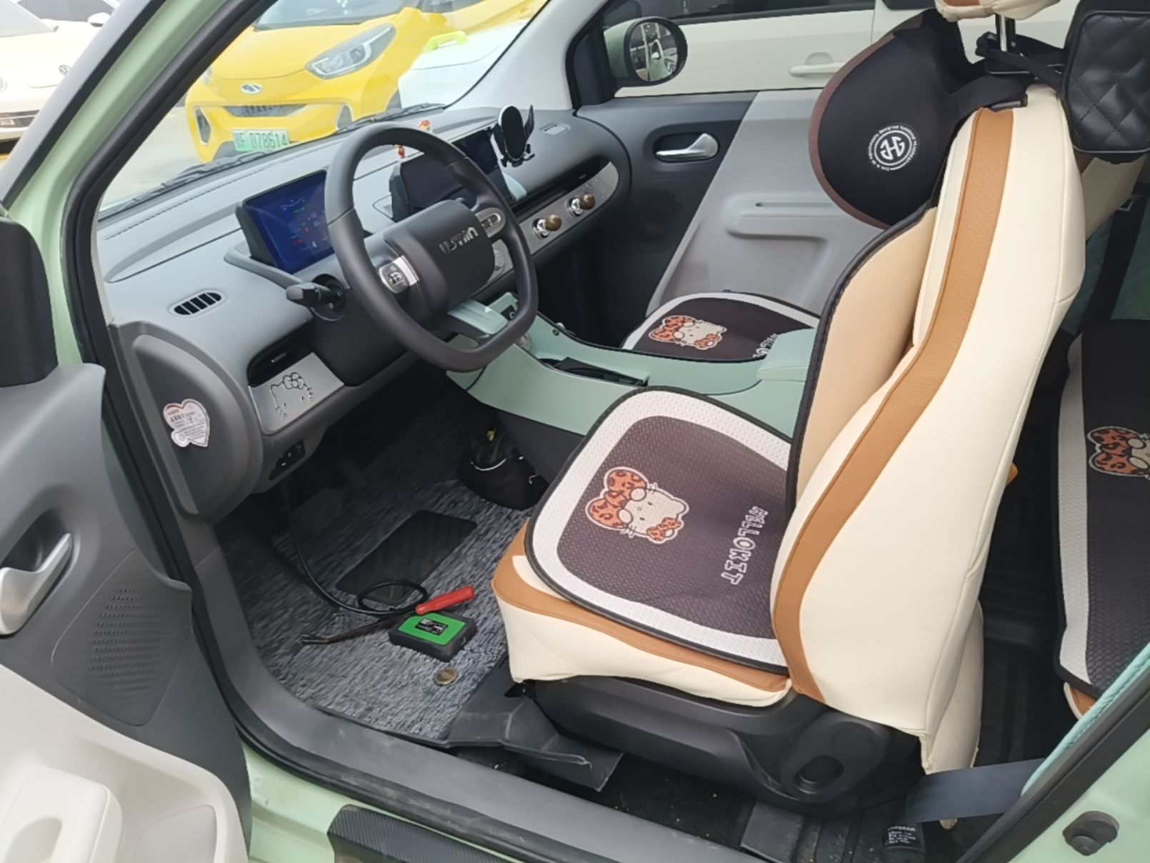 Interior delantero