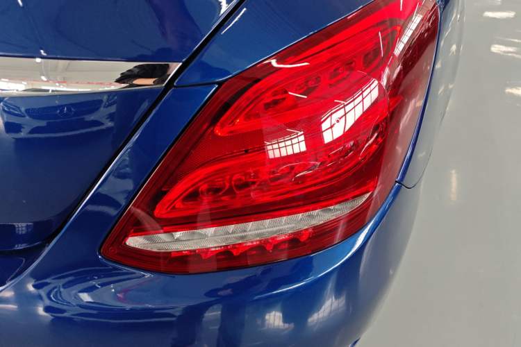 Used Mercedes-Benz C-Class 2017 Facelift C 200 L Sport Edition Right Rear Taillight