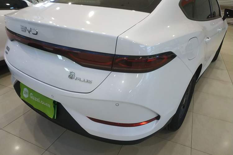 Used BYD Qin PLUS 2025 DM-i Smart Drive 55KM Leading Model