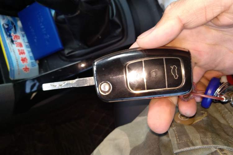 Used Ford EcoSport 2013 1.5L Manual Fashion Model Vehicle Key