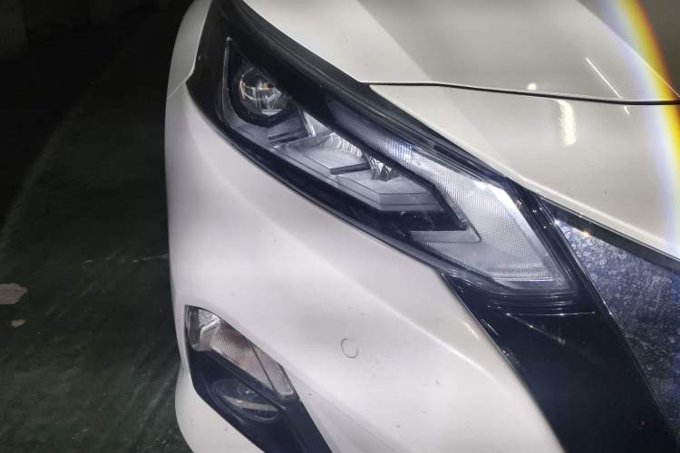 Used Nissan Teana 2021 2.0T XL Upper AD1 Smart Navigation Edition Right Front Headlight