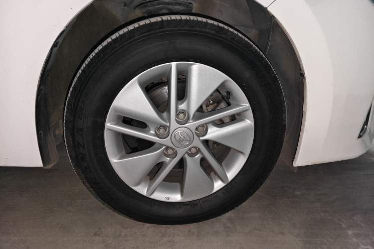 Used Toyota Corolla 2014 1.6L CVT GL-i