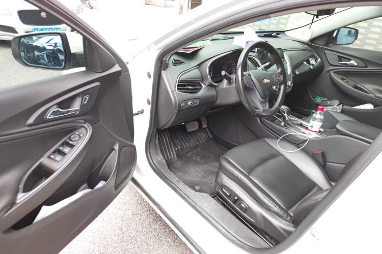 Used Chevrolet Malibu XL 2021 535T Automatic Sport Edition Driver Seat