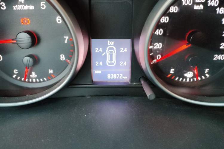 Used Haval H6 2016 Upgraded Model 1.5T Manual Two-Wheel Drive Elite Version
