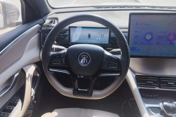 Used BYD Song Pro New Energy 2023 Champion Edition DM-i 110KM Excellence Model
