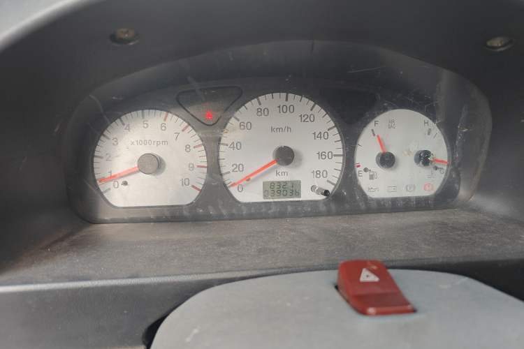 Used Suzuki Wagon R 2013 Venture Edition 1.0L Manual - Practical Model 3 Odometer Close Up