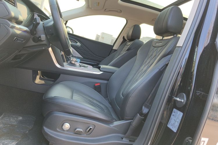 Used Hongqi HS7 PHEV 2024 2.0T PHEV Four-Wheel Drive Flagship Edition 6 Seats