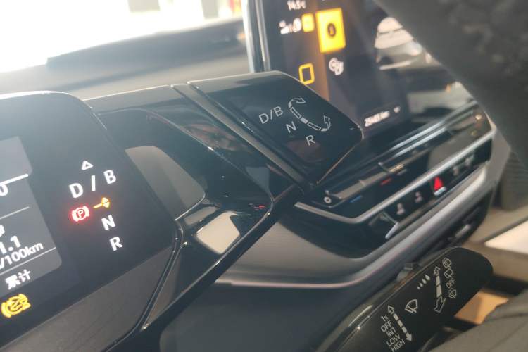 Used Volkswagen ID.4 CROZZ 2024 PRIME