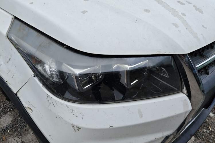 Used HYOSOW S3 2016 S3L 1.5L Manual Premium Edition Right Front Headlight