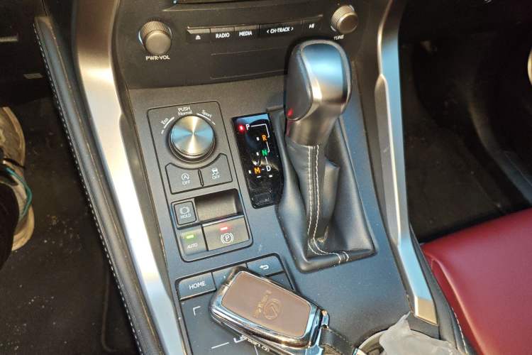 Used Lexus NX 2018 200 Front-Wheel-Drive Xingxing Edition China VI Standard
