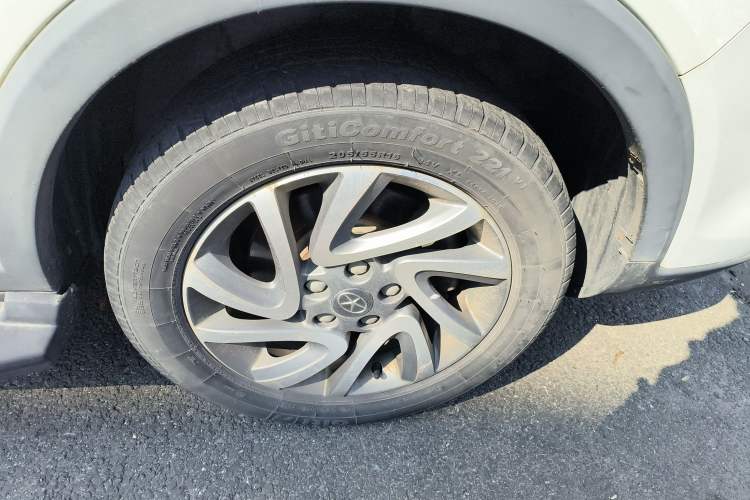 Used JAC Group Refine S3 2016 1.5L Manual Luxury Smart Version Right Front Wheel Hub