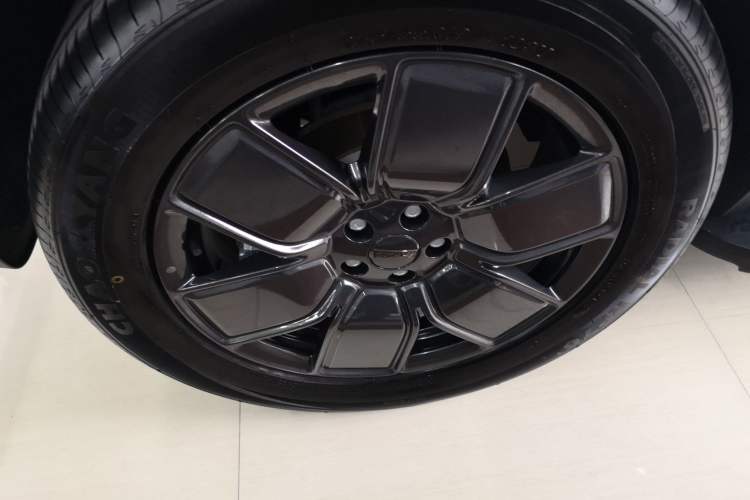 Used iCAR 03T 2024 520km Two-Wheel Drive Long-Range Version Right Rear Wheel Hub