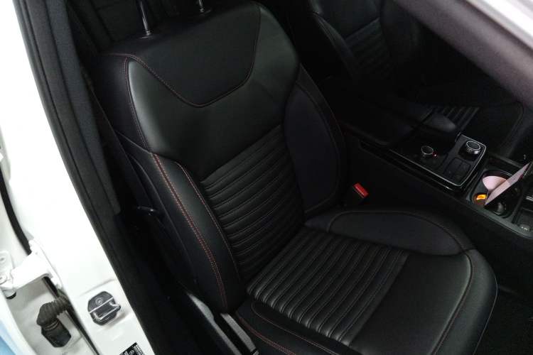 Used Mercedes-Benz GLE Coupe AMG 2017 AMG GLE 43 4MATIC Coupe SUV Right Front Seat