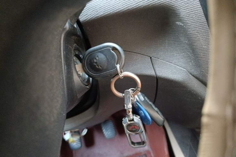 Used Wuling Hongguang 2014 1.5L S Standard Version Vehicle Key