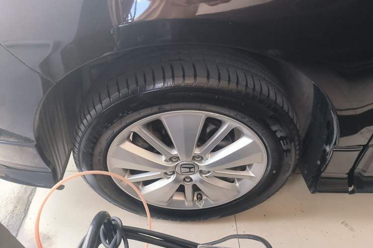 Used Honda Elysion 2012 2.4L VTi Luxury Edition
